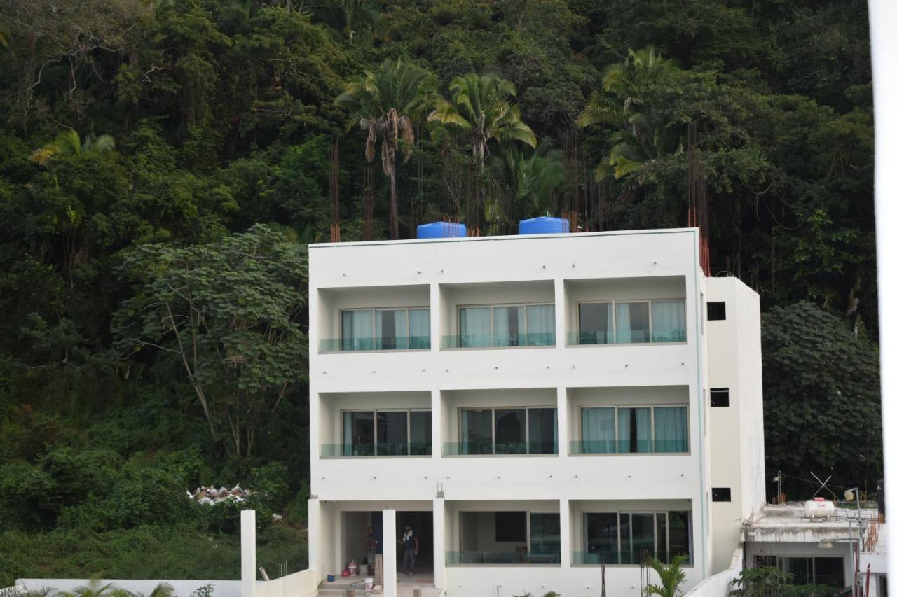 Malaki Hotel Los Ayala Buitenkant foto