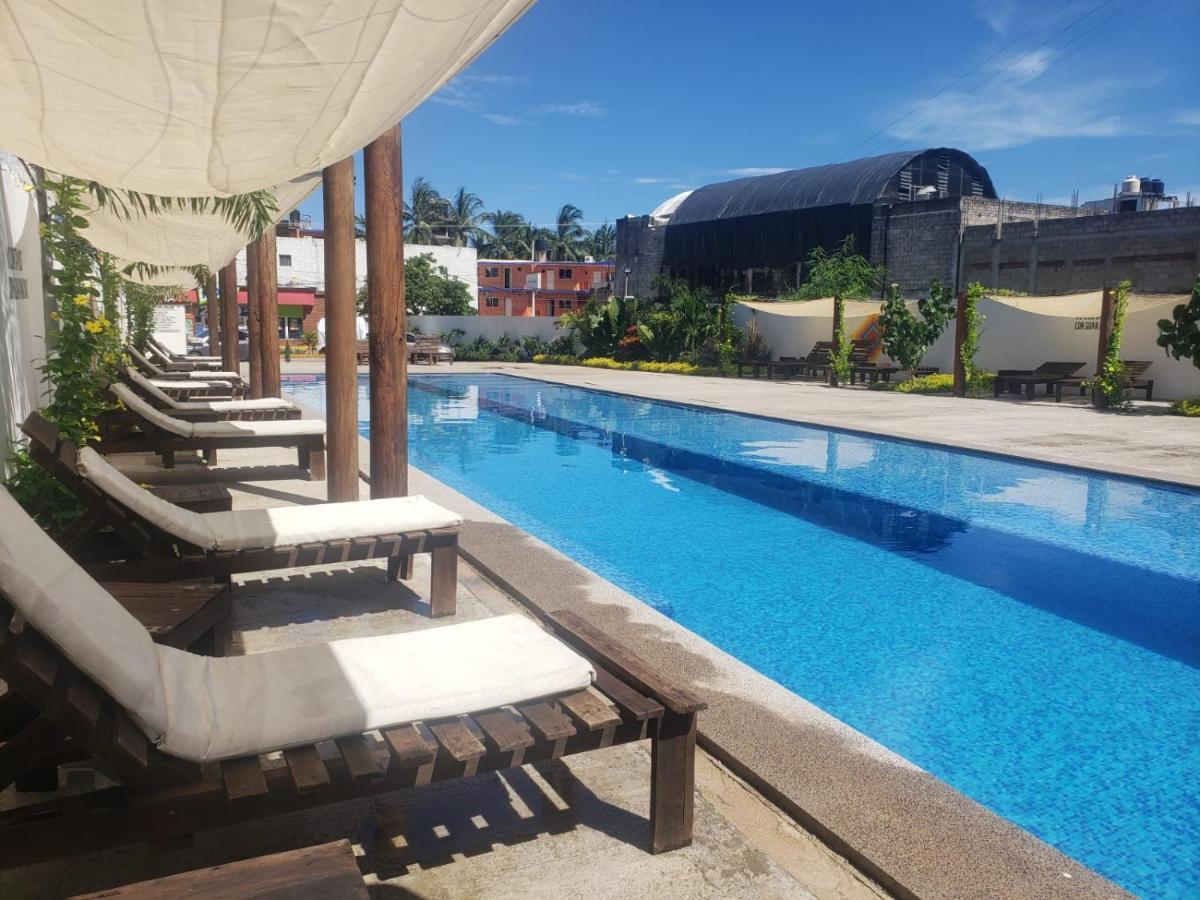 Malaki Hotel Los Ayala Buitenkant foto