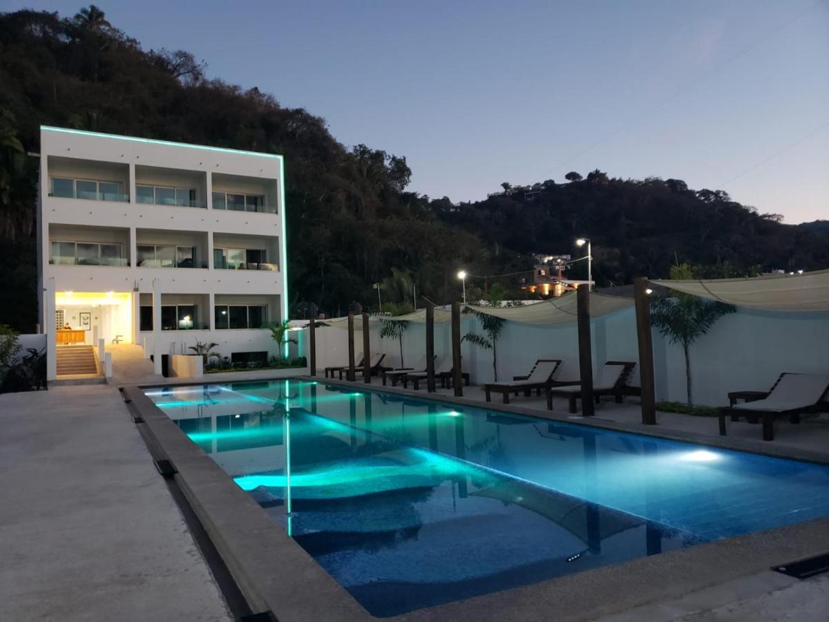 Malaki Hotel Los Ayala Buitenkant foto
